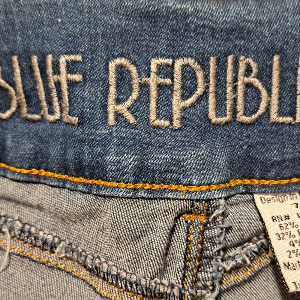 Blue Republic Capri Distressed Ripped Blue Denim - Picture 5 of 6